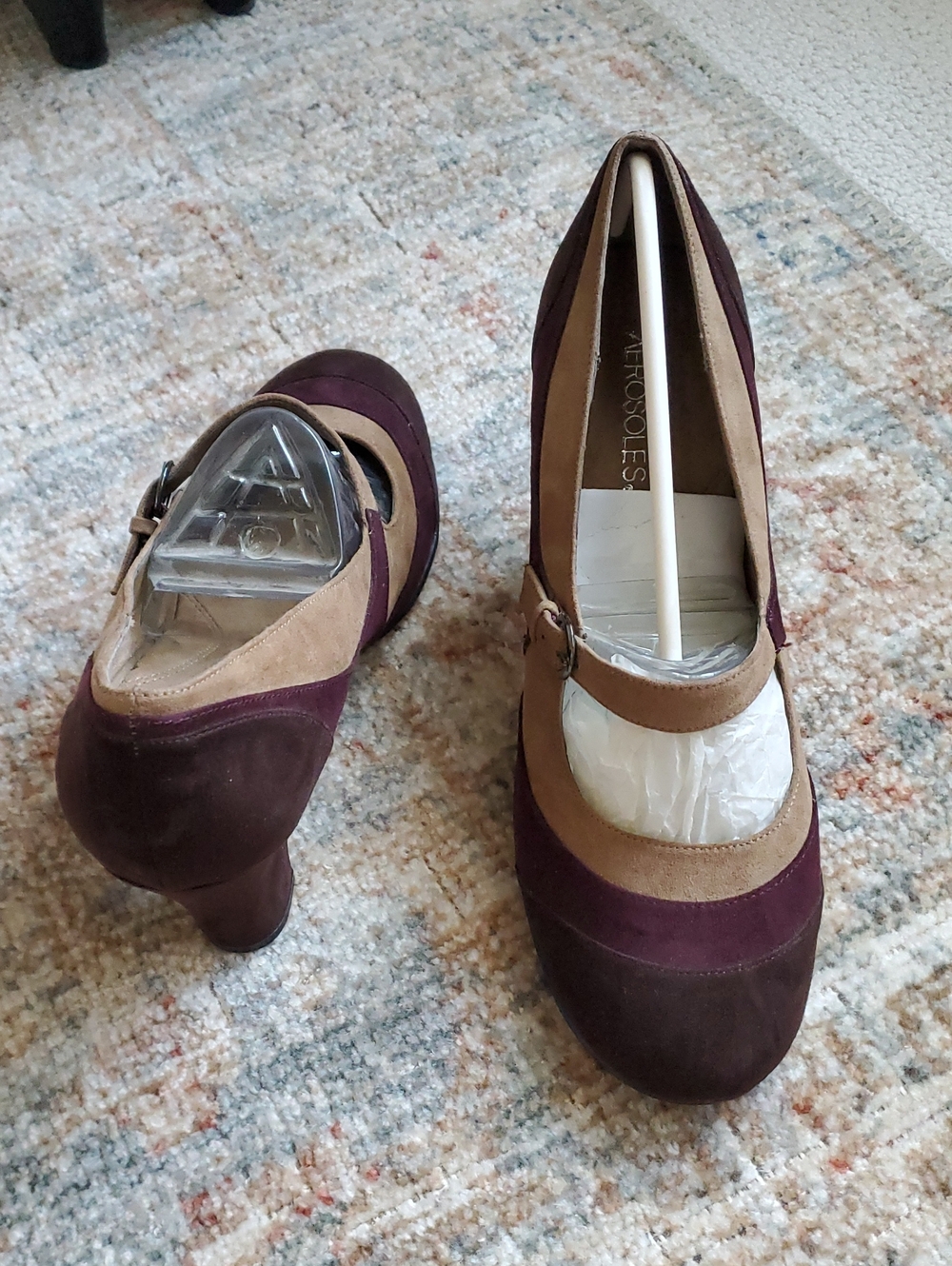 AEROSOLES Two-Tone Burgundy and Tan Mary Jane Heels